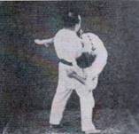 A picture containing text, baseball, outdoor, player

Description automatically generated